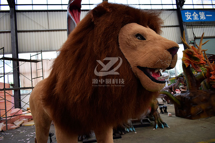 動物展出模型結(jié)合自然景觀布置,打造更突出效果